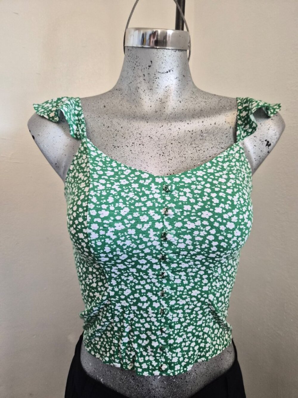 BANANA REPUBLIC green floral top NWT